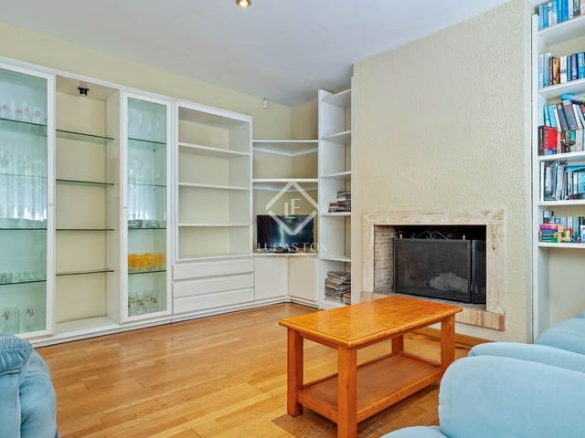 4 bedroom Villa for sale in Cambrils with garage - € 440,000 (Ref: 9033529)