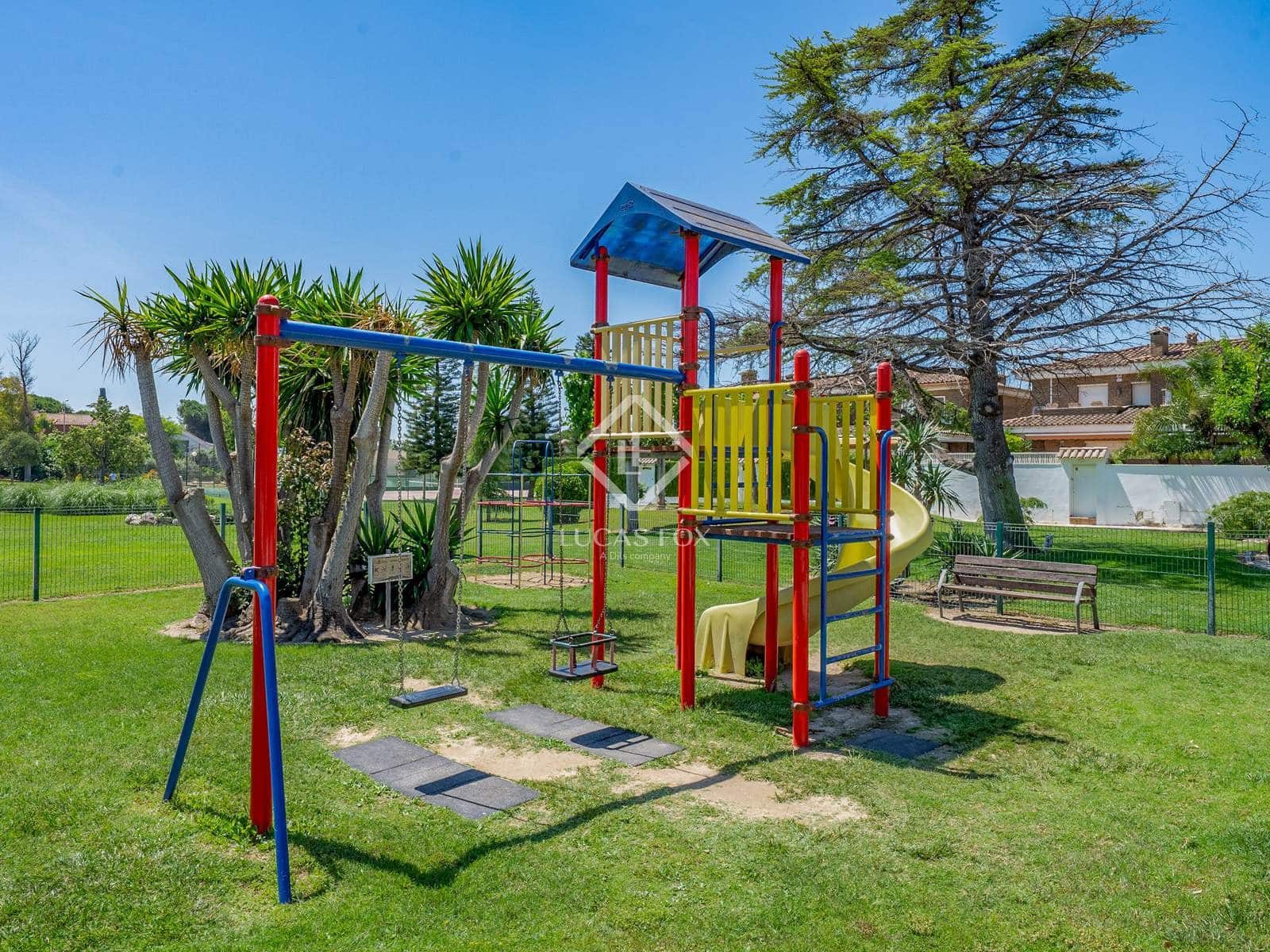 4 soveværelse Villa til salg i Cambrils med garage - € 440.000 (Ref: 9033529)