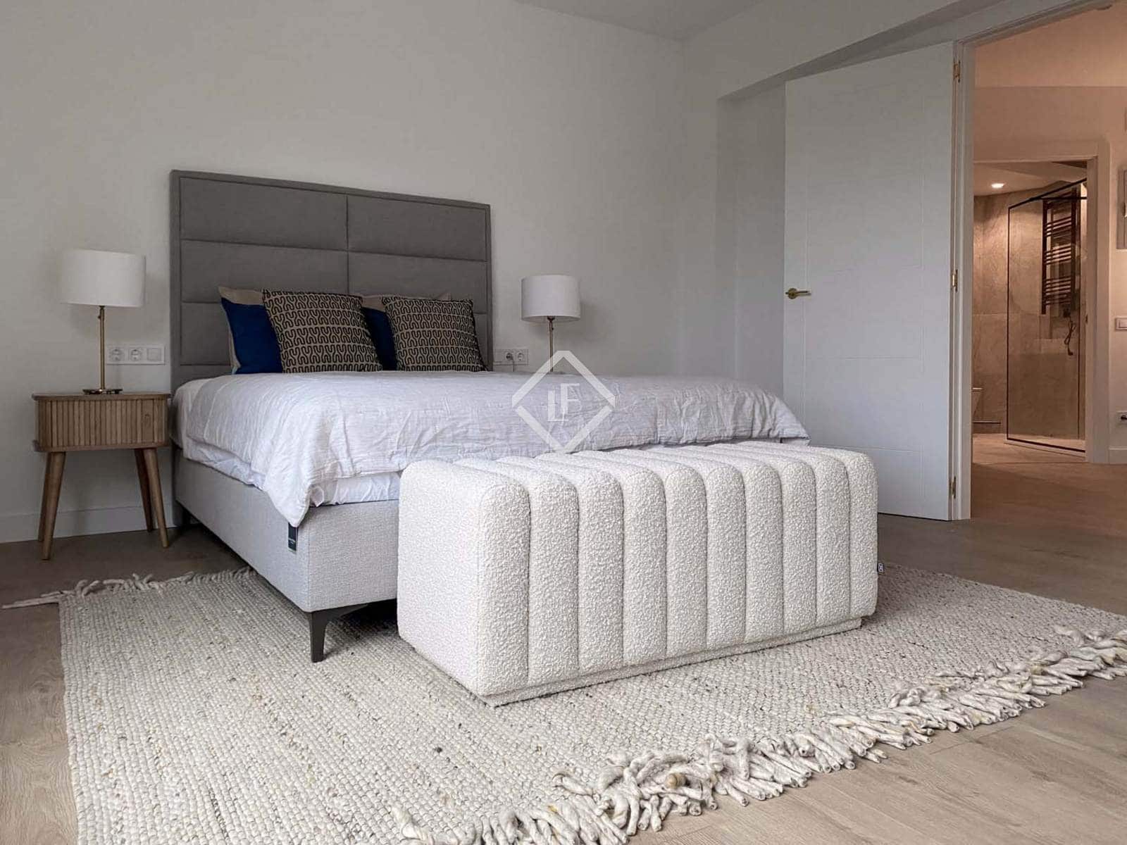 Apartamento de 4 habitaciones en Barcelona ciudad en venta - 1.250.000 € (Ref: 9033530)