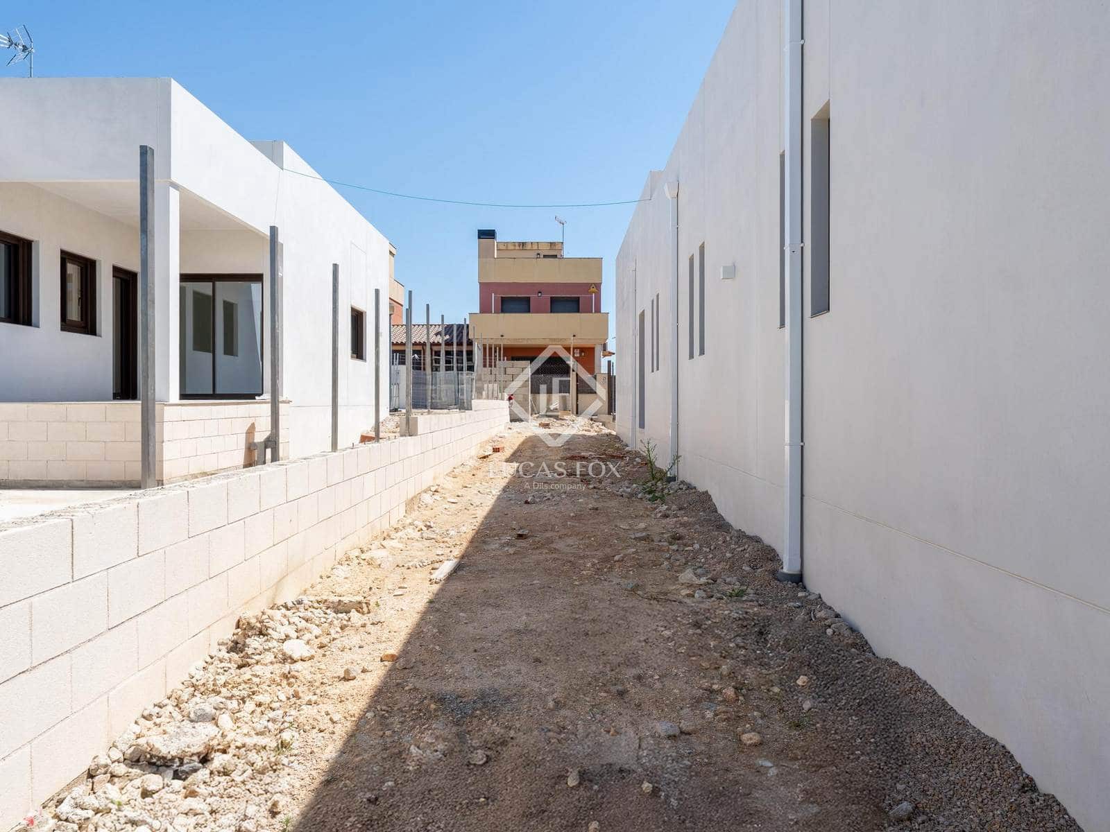 3 slaapkamer Villa te koop in Francas met zwembad garage - € 494.000 (Ref: 9033534)