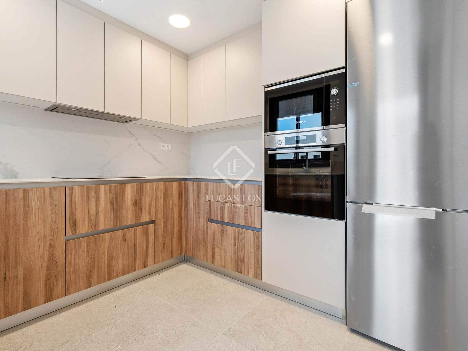 3 slaapkamer Villa te koop in Francas met zwembad garage - € 494.000 (Ref: 9033534)