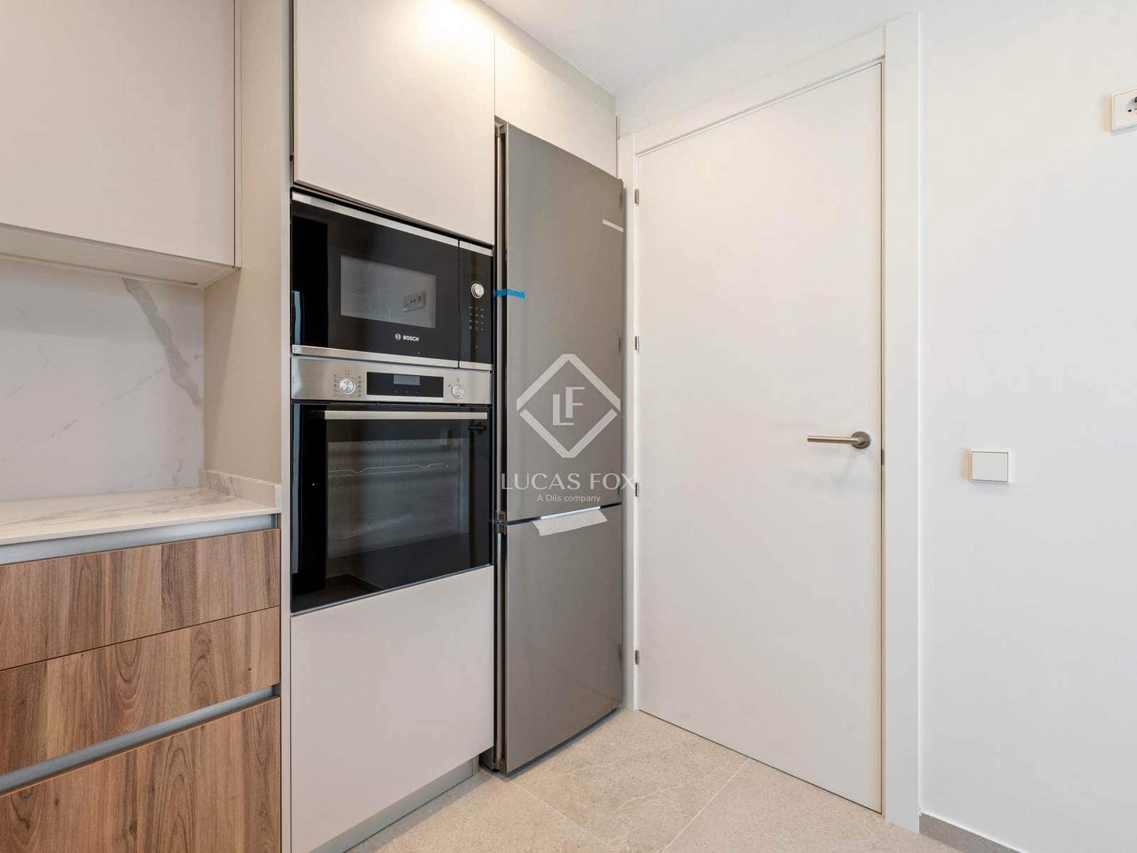 3 slaapkamer Villa te koop in Francas met zwembad garage - € 494.000 (Ref: 9033534)