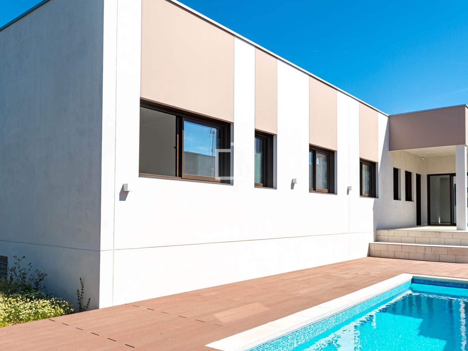 3 bedroom Villa for sale in Francas with pool garage - € 494,000 (Ref: 9033534)
