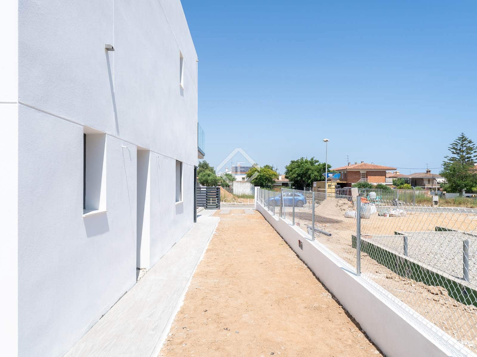 4 soverom Villa til salgs i Cambrils med svømmebasseng garasje - € 535 000 (Ref: 9034128)