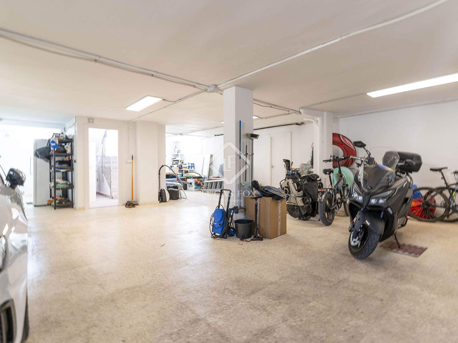 4 soveværelse Villa til salg i Alfaz del Pi / L'Alfas del Pi med swimmingpool garage - € 1.195.000 (Ref: 9035501)