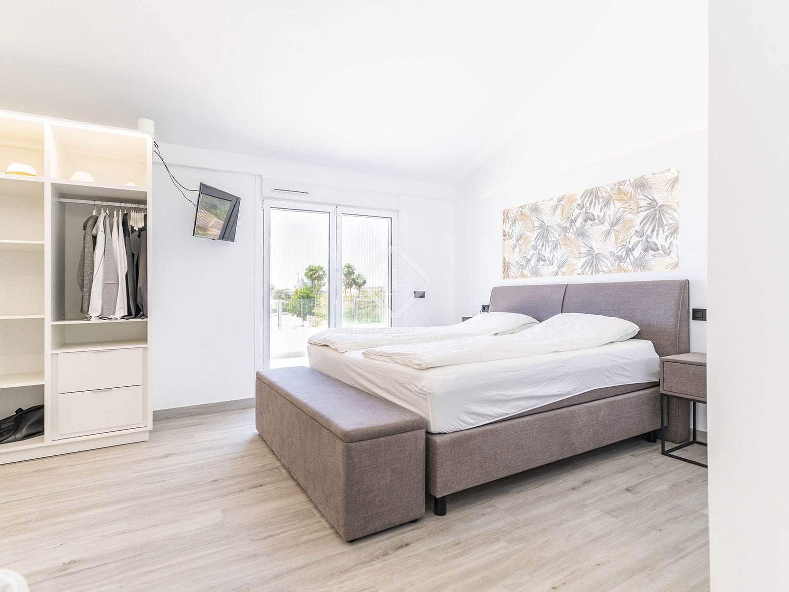 4 soveværelse Villa til salg i Alfaz del Pi / L'Alfas del Pi med swimmingpool garage - € 1.195.000 (Ref: 9035501)