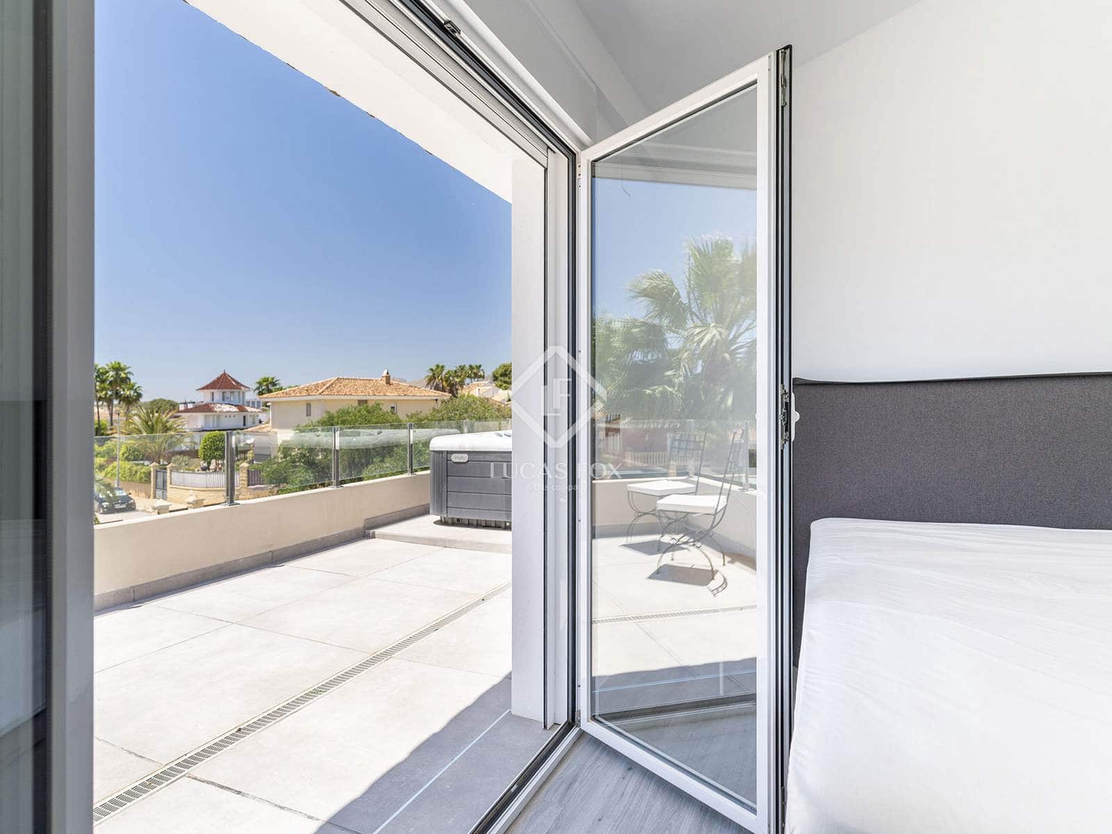 4 soveværelse Villa til salg i Alfaz del Pi / L'Alfas del Pi med swimmingpool garage - € 1.195.000 (Ref: 9035501)