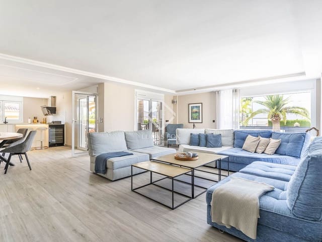 4 bedroom Villa for sale in Alfaz del Pi / L'Alfàs del Pi with pool garage - € 1,195,000 (Ref: 9035501)