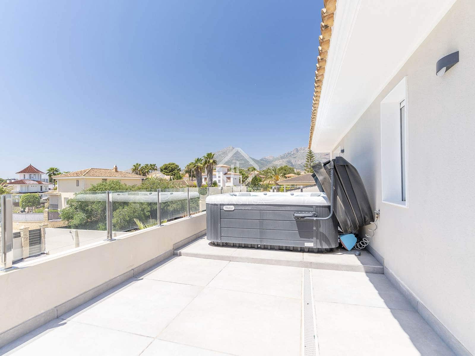 4 soveværelse Villa til salg i Alfaz del Pi / L'Alfas del Pi med swimmingpool garage - € 1.195.000 (Ref: 9035501)