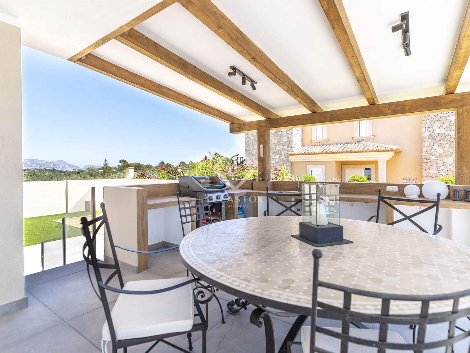 4 soveværelse Villa til salg i Alfaz del Pi / L'Alfas del Pi med swimmingpool garage - € 1.195.000 (Ref: 9035501)