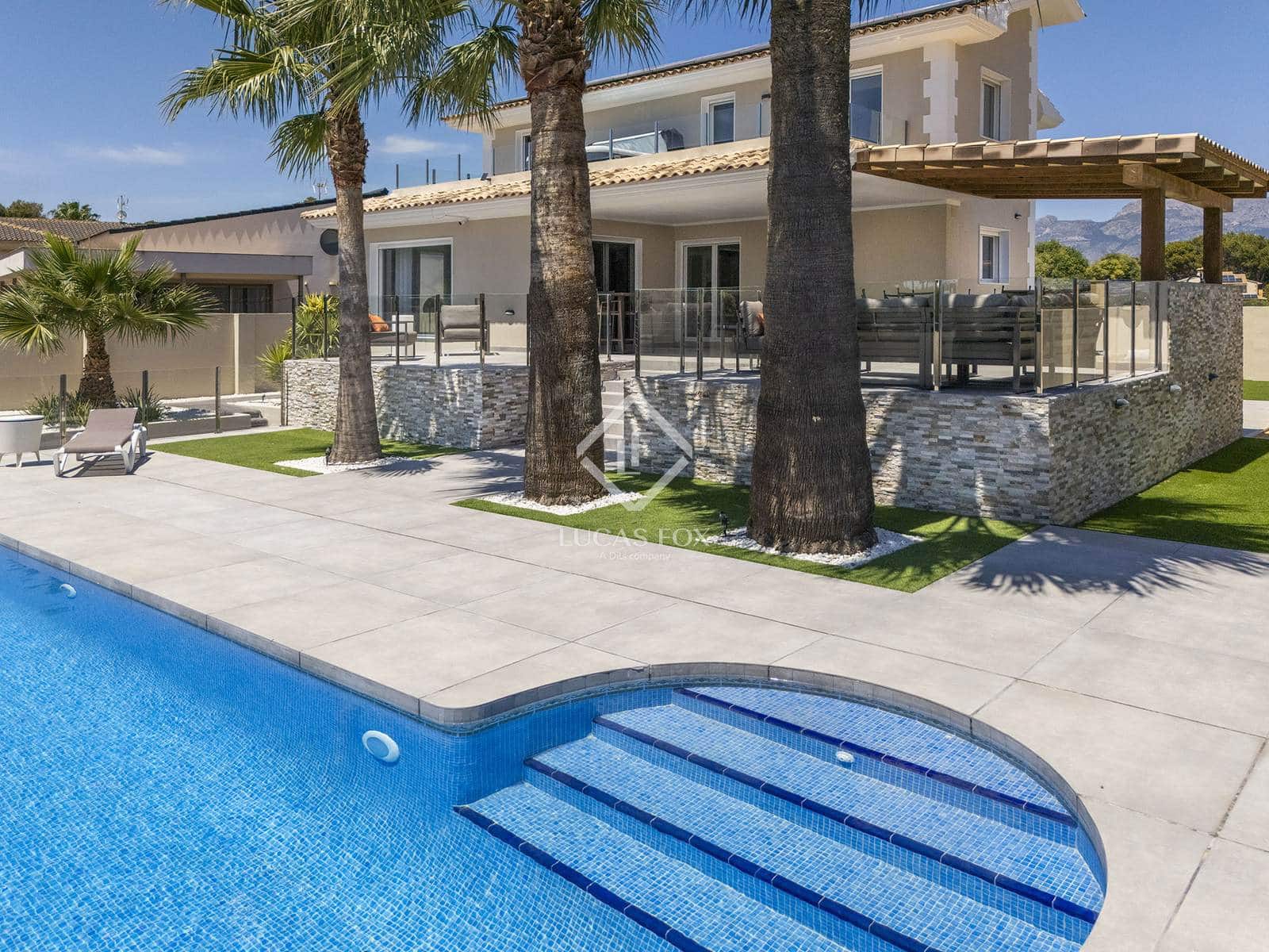 4 soveværelse Villa til salg i Alfaz del Pi / L'Alfas del Pi med swimmingpool garage - € 1.195.000 (Ref: 9035501)