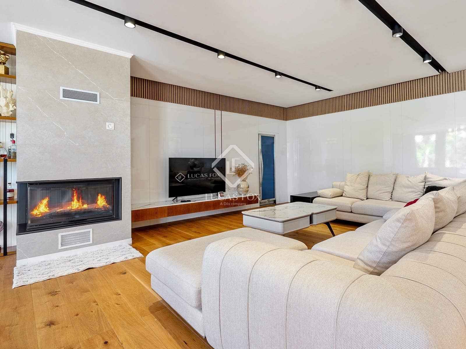 5 soveværelse Villa til salg i El Vendrell med swimmingpool garage - € 990.000 (Ref: 9035503)