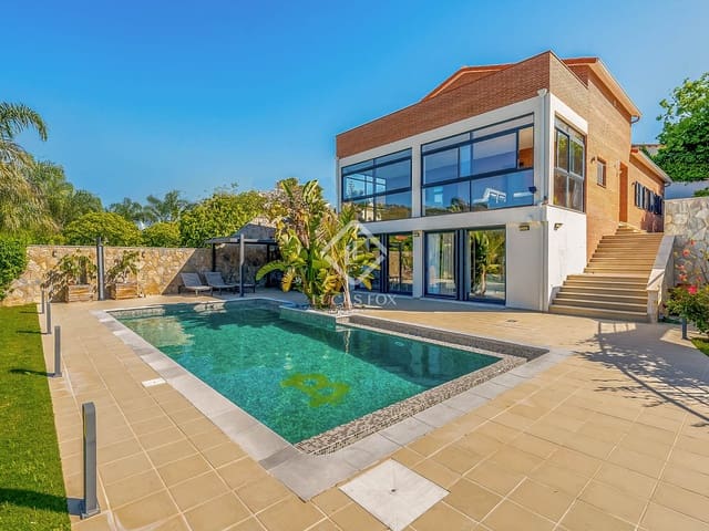 5 bedroom Villa for sale in El Vendrell with pool garage - € 990,000 (Ref: 9035503)