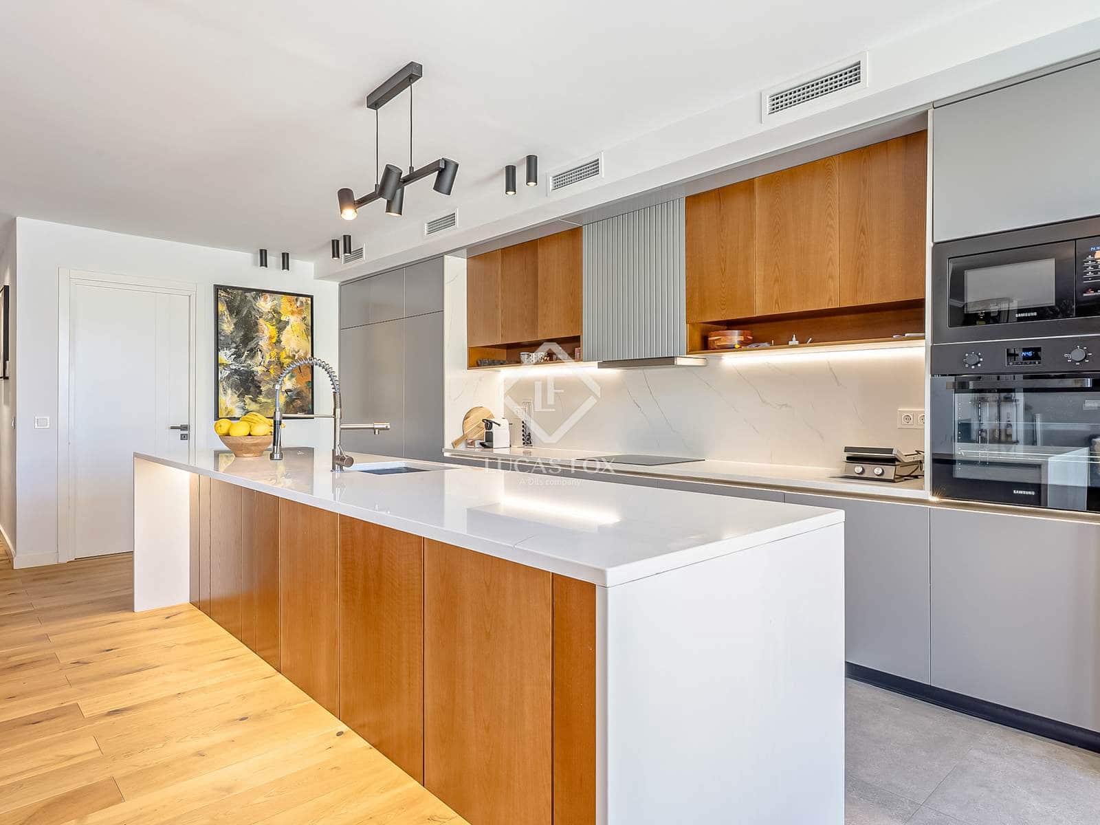 5 soveværelse Villa til salg i El Vendrell med swimmingpool garage - € 990.000 (Ref: 9035503)