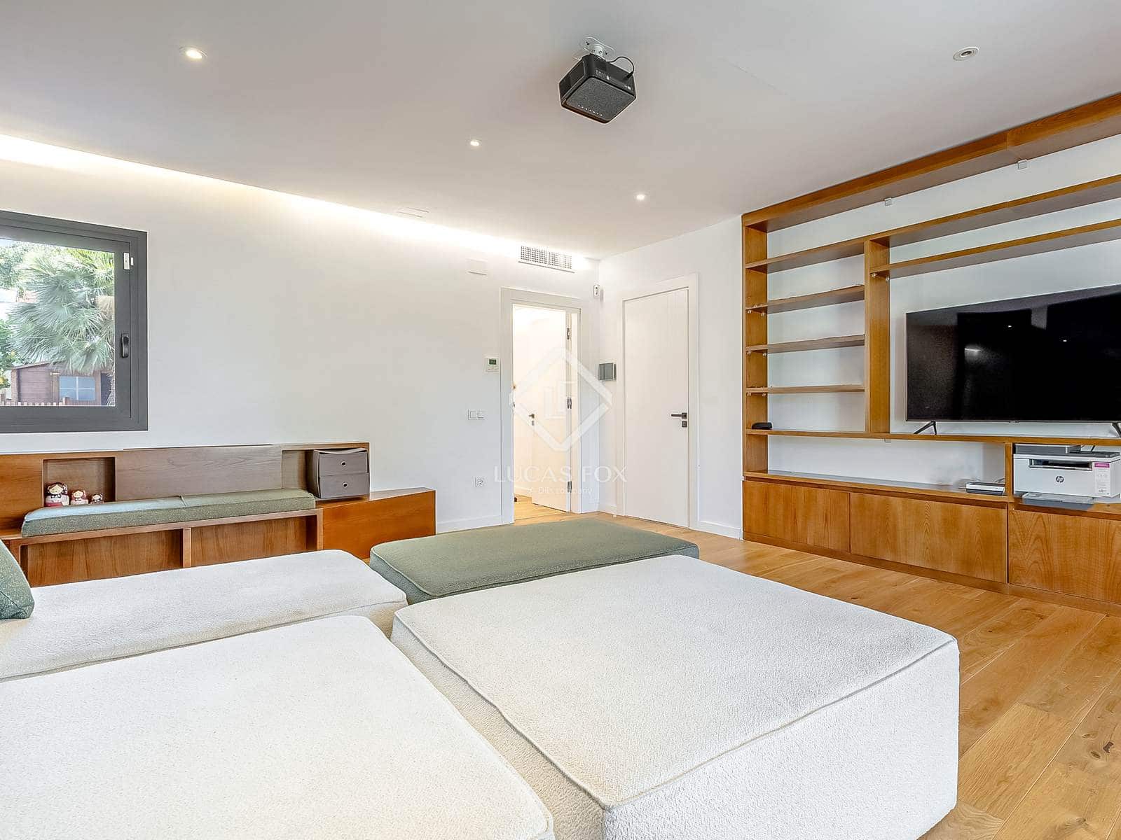 5 soveværelse Villa til salg i El Vendrell med swimmingpool garage - € 990.000 (Ref: 9035503)