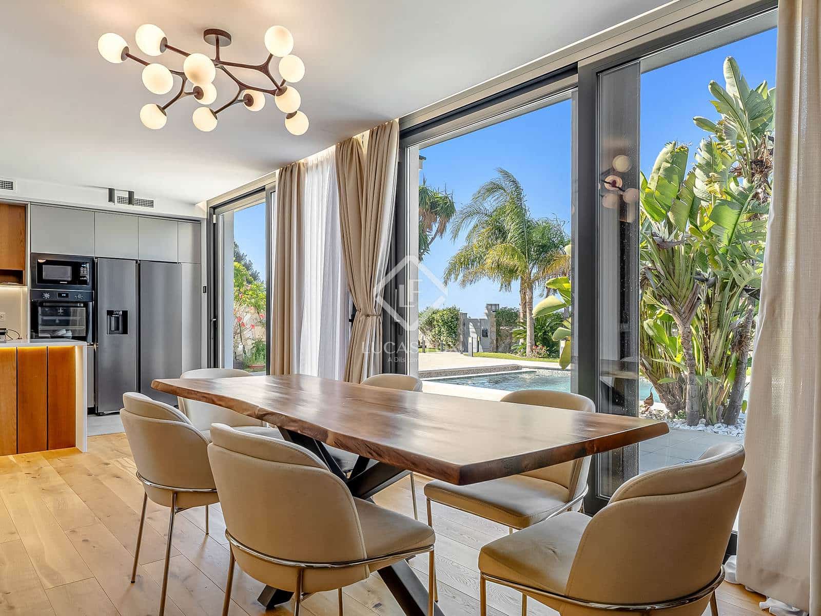 5 soveværelse Villa til salg i El Vendrell med swimmingpool garage - € 990.000 (Ref: 9035503)