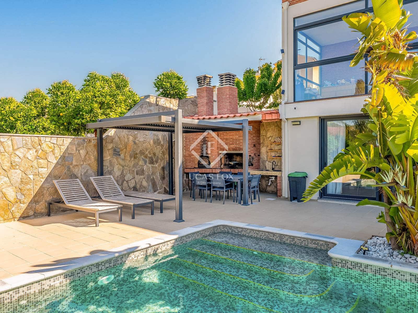 5 soveværelse Villa til salg i El Vendrell med swimmingpool garage - € 990.000 (Ref: 9035503)