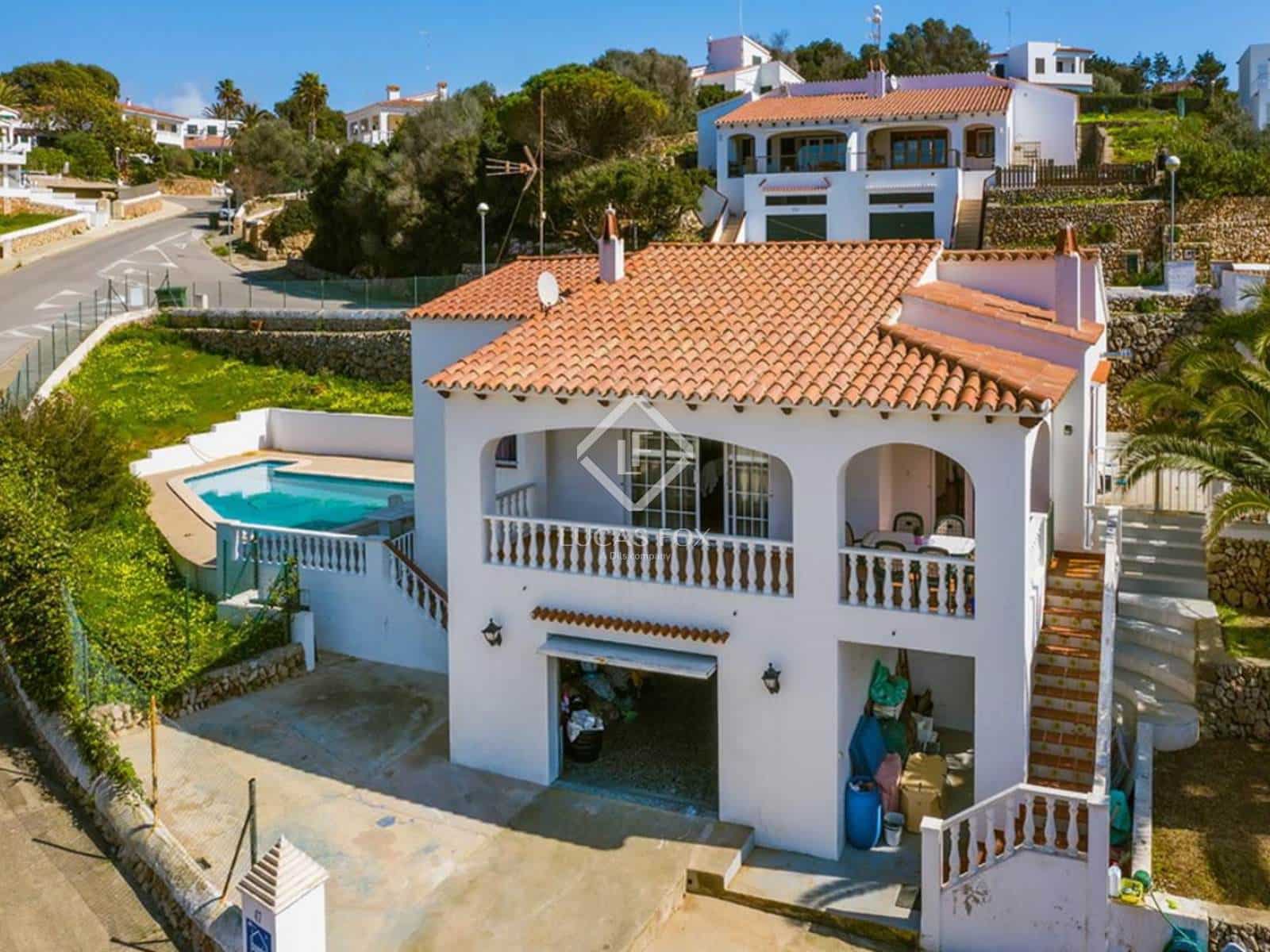 4 soveværelse Villa til salg i Mahon / Mao med swimmingpool garage - € 870.000 (Ref: 9035508)