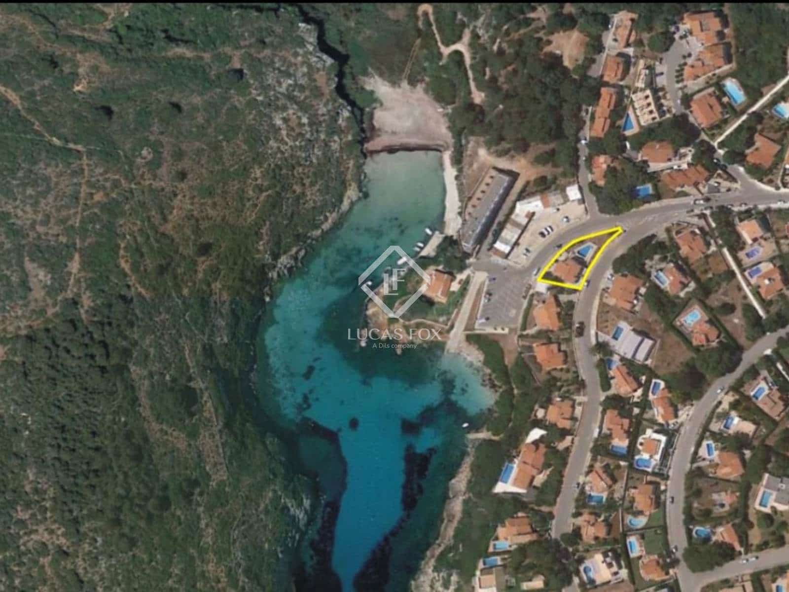 4 soveværelse Villa til salg i Mahon / Mao med swimmingpool garage - € 870.000 (Ref: 9035508)