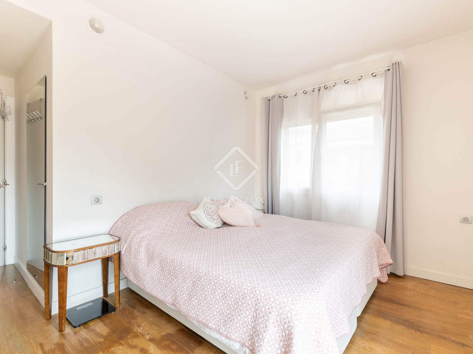 5 soverom Villa til salgs i Gava med svømmebasseng garasje - € 2 650 000 (Ref: 9035511)