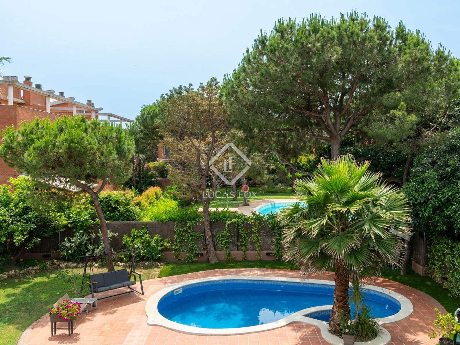 5 soverom Villa til salgs i Gava med svømmebasseng garasje - € 2 650 000 (Ref: 9035511)