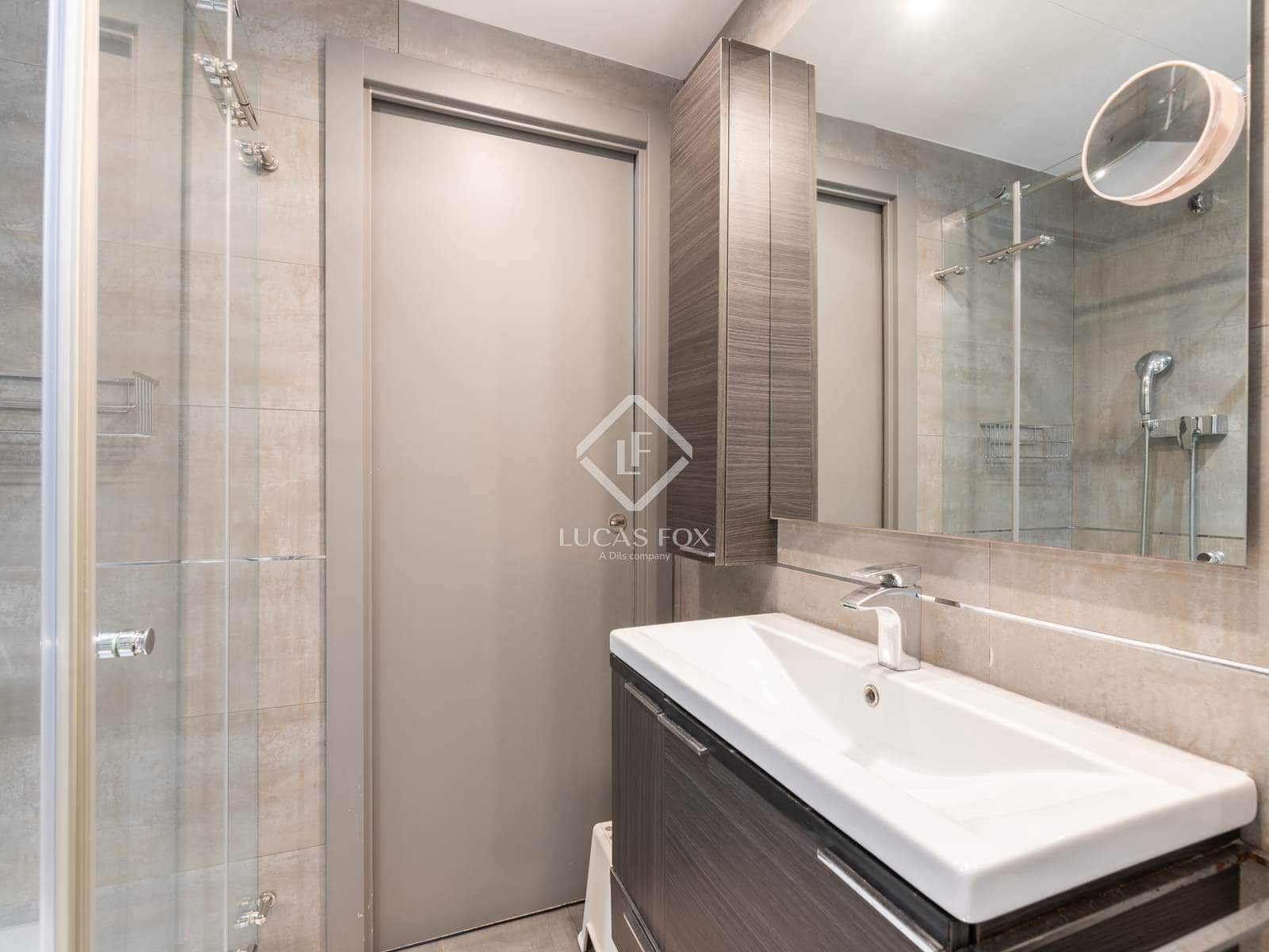 5 soverom Villa til salgs i Gava med svømmebasseng garasje - € 2 650 000 (Ref: 9035511)