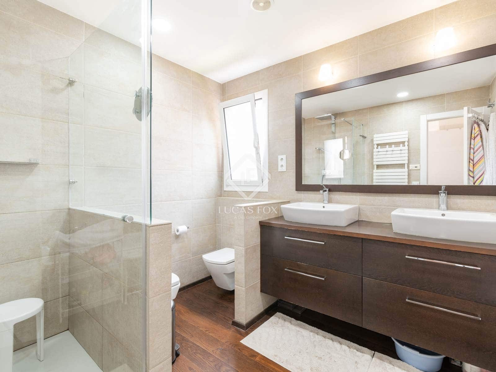 5 soverom Villa til salgs i Gava med svømmebasseng garasje - € 2 650 000 (Ref: 9035511)