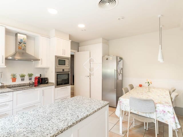 5 Zimmer Villa zu verkaufen in Gavà mit Pool Garage - 2.650.000 € (Ref: 9035511)