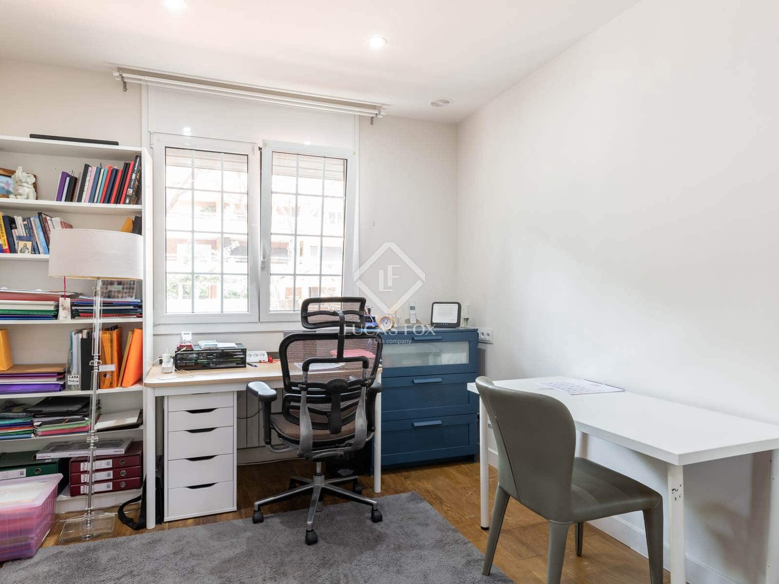 5 soverom Villa til salgs i Gava med svømmebasseng garasje - € 2 650 000 (Ref: 9035511)