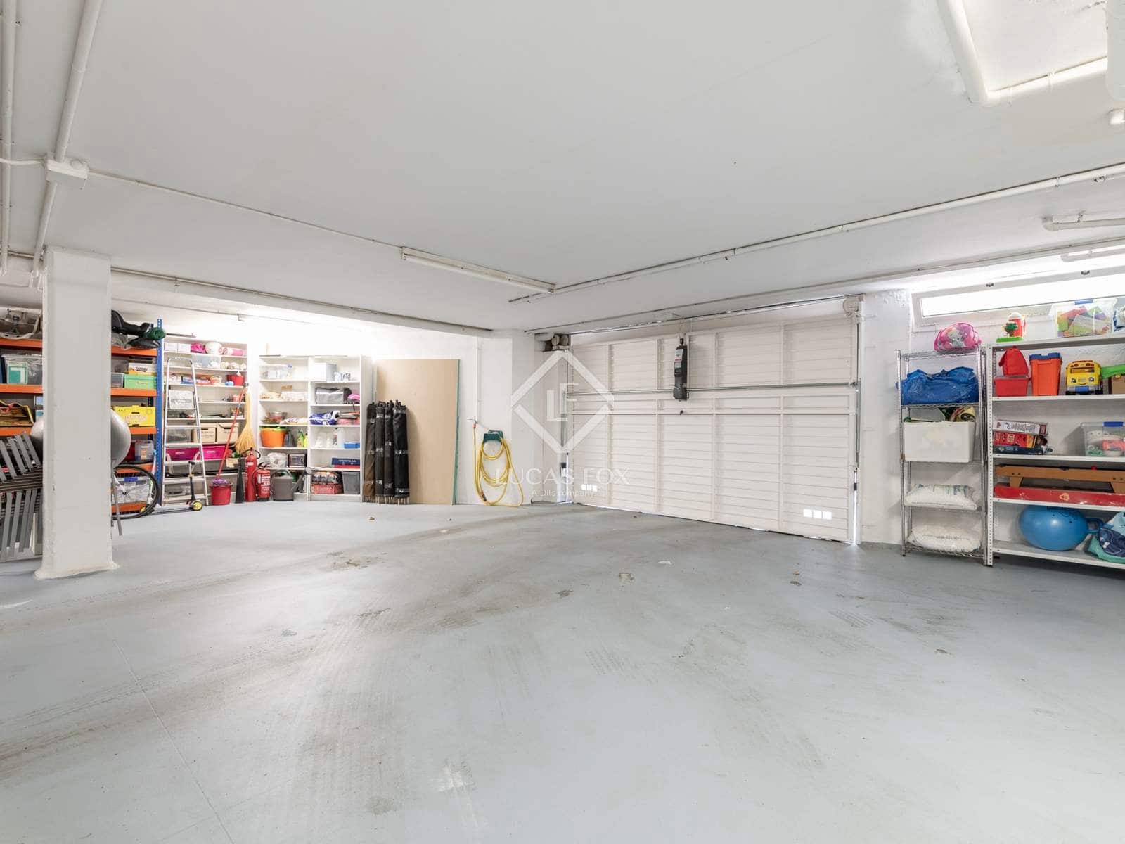 5 soverom Villa til salgs i Gava med svømmebasseng garasje - € 2 650 000 (Ref: 9035511)