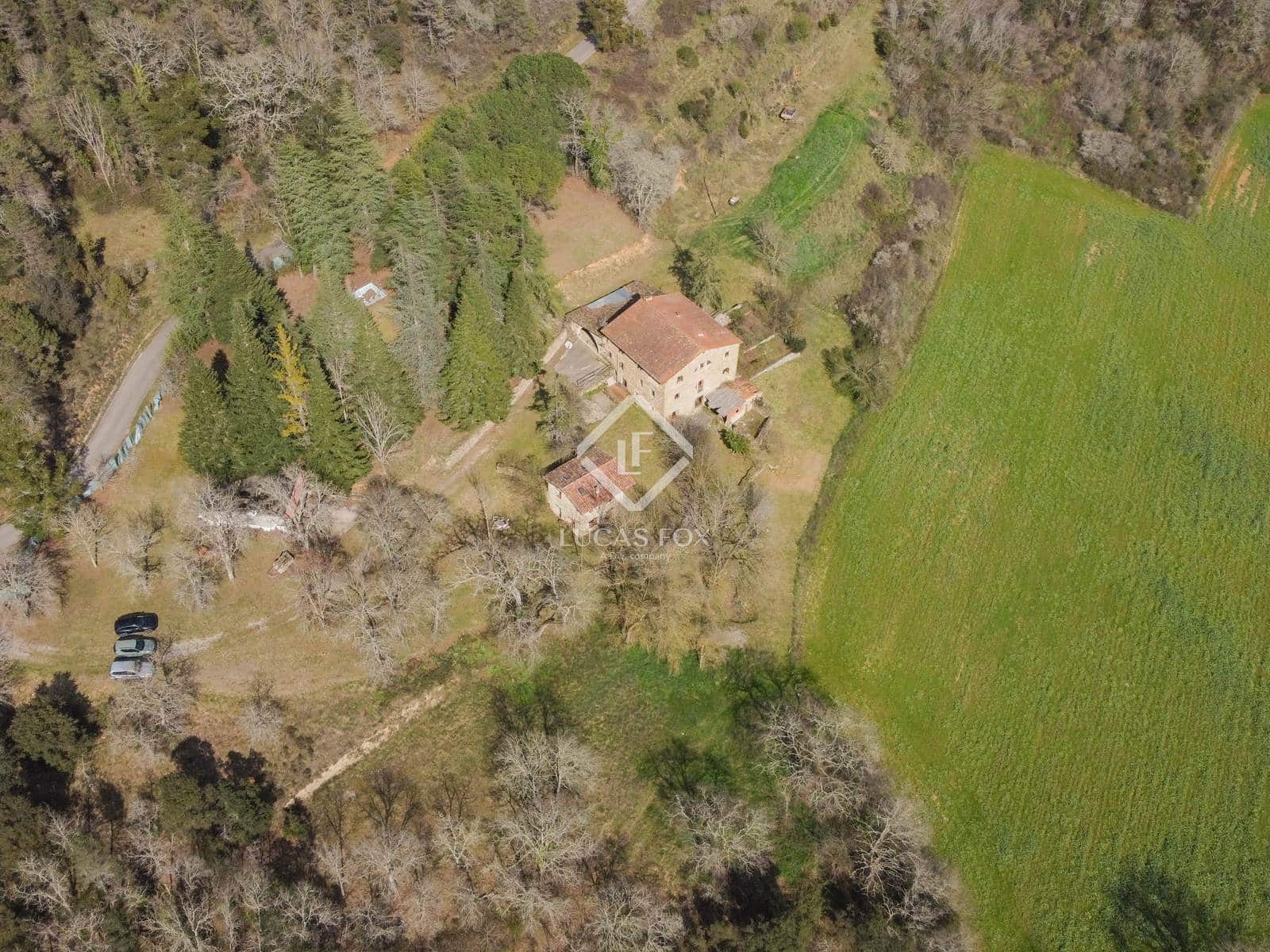 10 bedroom Finca/Country House for sale in La Vall del Bac with pool garage - € 850,000 (Ref: 9035517)