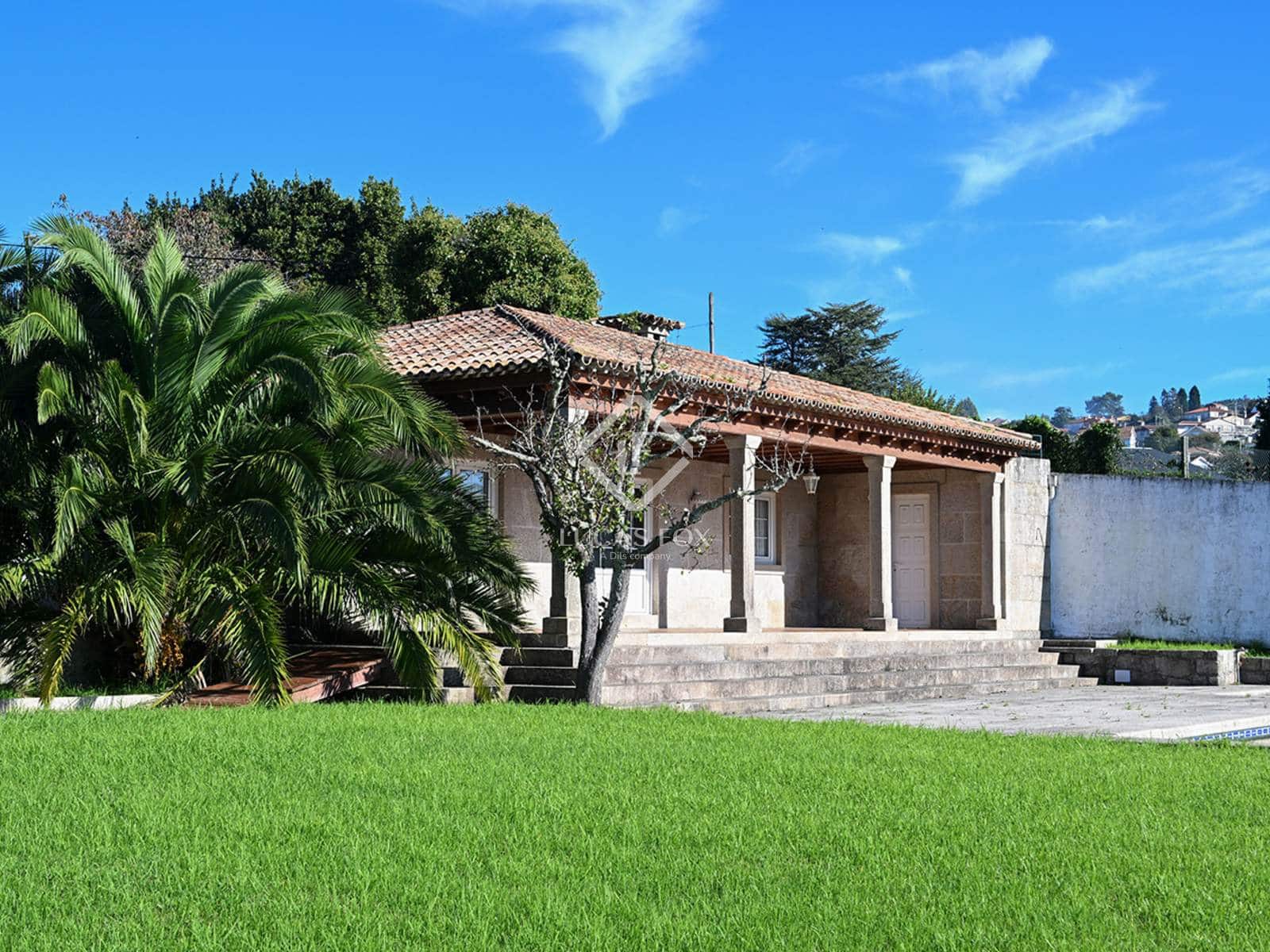 5 soveværelse Villa til salg i Nigran med swimmingpool garage - € 1.325.000 (Ref: 9036015)