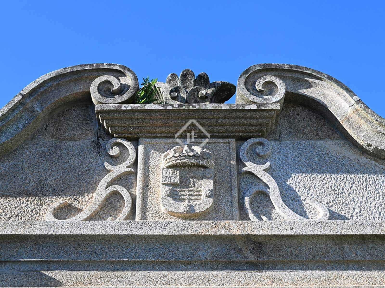 5 soveværelse Villa til salg i Nigran med swimmingpool garage - € 1.325.000 (Ref: 9036015)