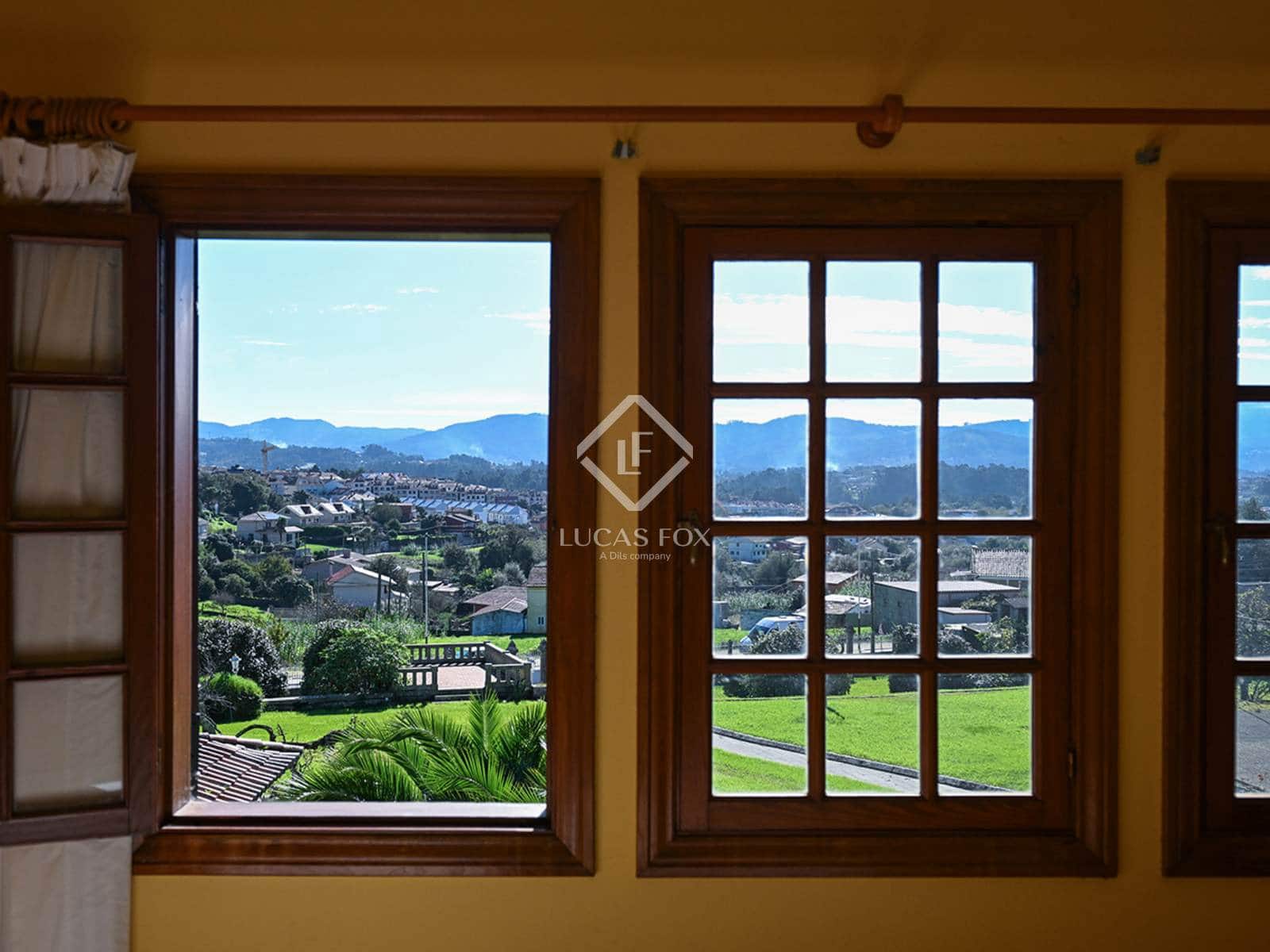 5 soveværelse Villa til salg i Nigran med swimmingpool garage - € 1.325.000 (Ref: 9036015)