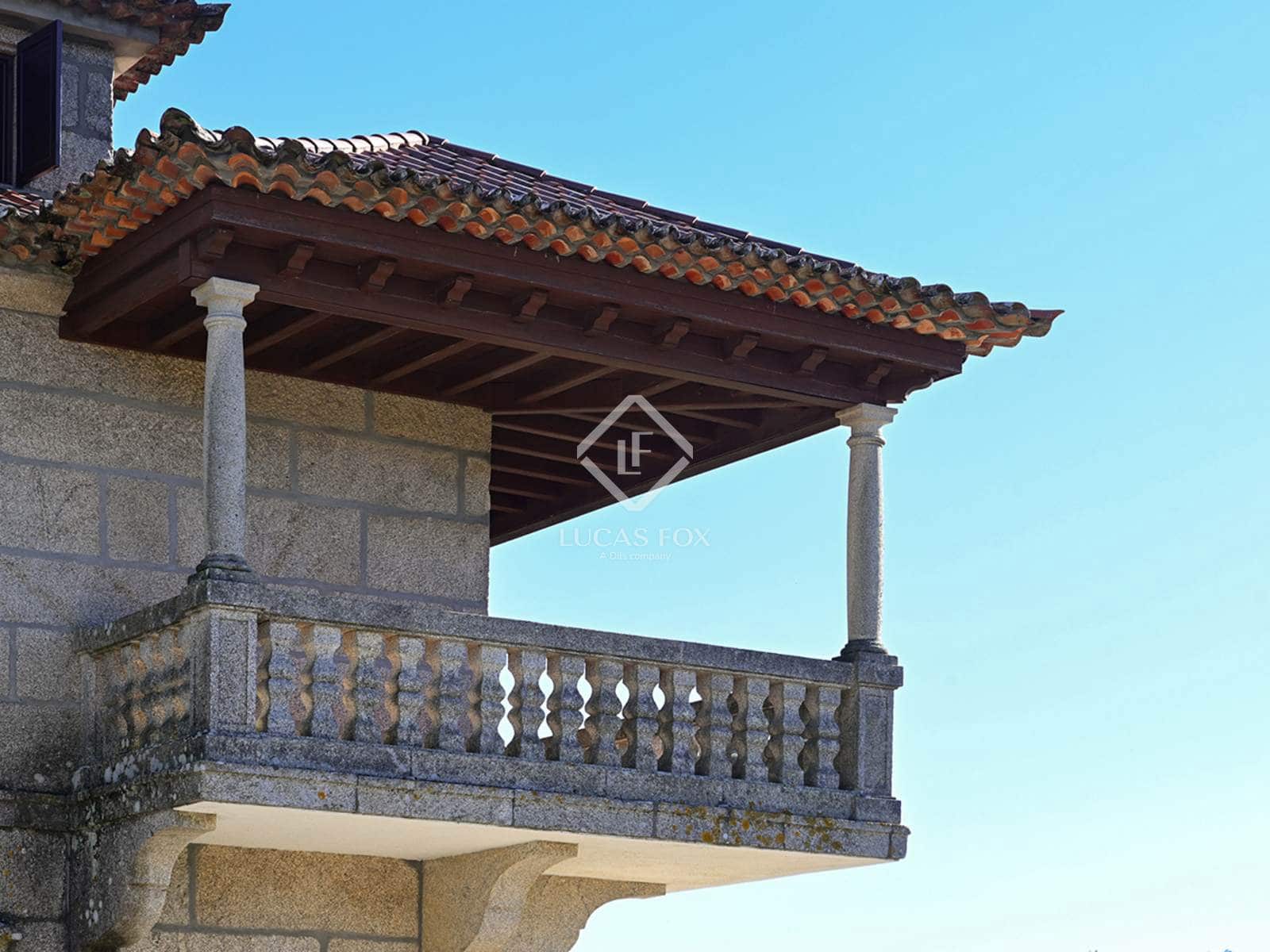 5 soveværelse Villa til salg i Nigran med swimmingpool garage - € 1.325.000 (Ref: 9036015)