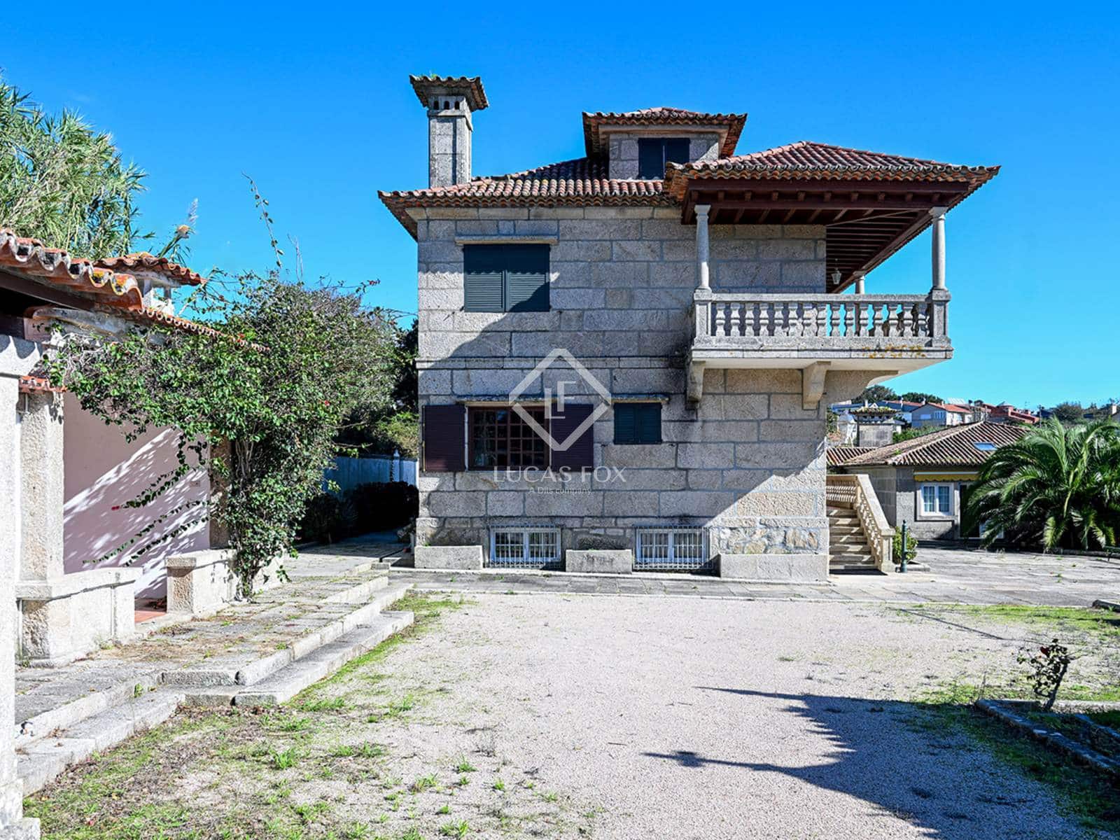 5 soveværelse Villa til salg i Nigran med swimmingpool garage - € 1.325.000 (Ref: 9036015)