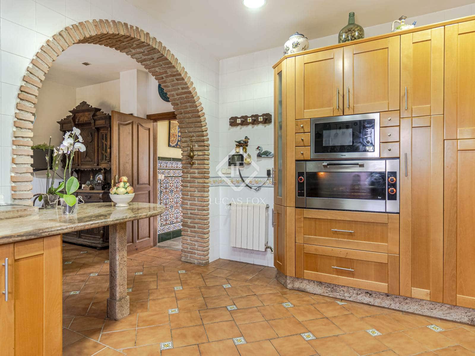 6 soveværelse Villa til salg i Ogijares med swimmingpool garage - € 1.095.000 (Ref: 9036021)