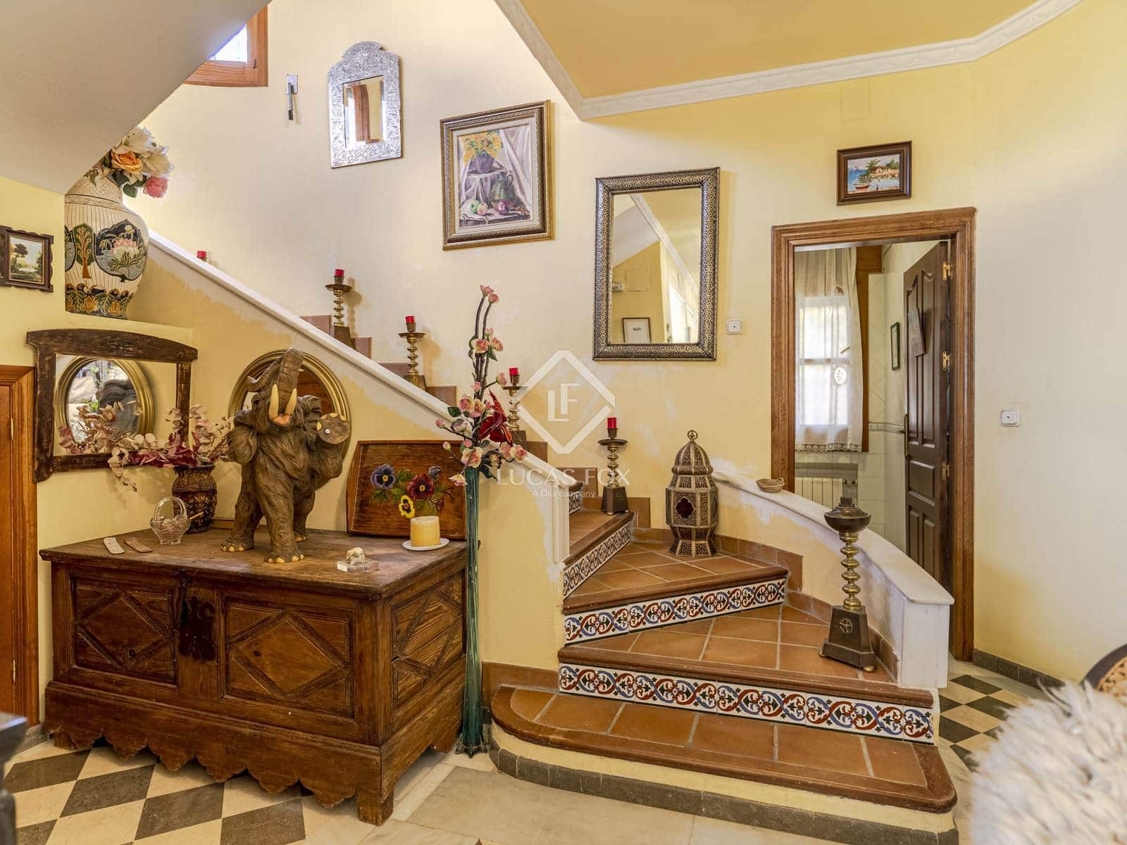 6 soveværelse Villa til salg i Ogijares med swimmingpool garage - € 1.095.000 (Ref: 9036021)