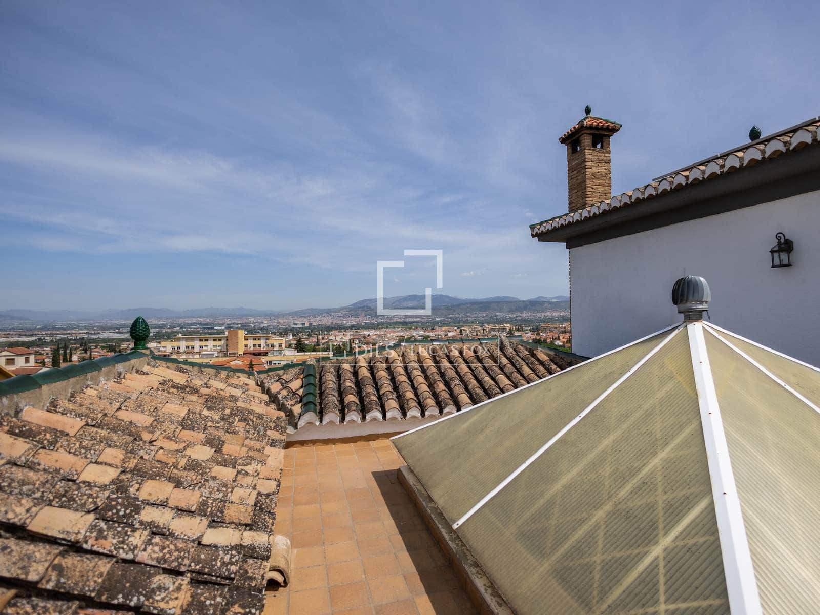 6 slaapkamer Villa te koop in Ogijares met zwembad garage - € 1.195.000 (Ref: 9036021)