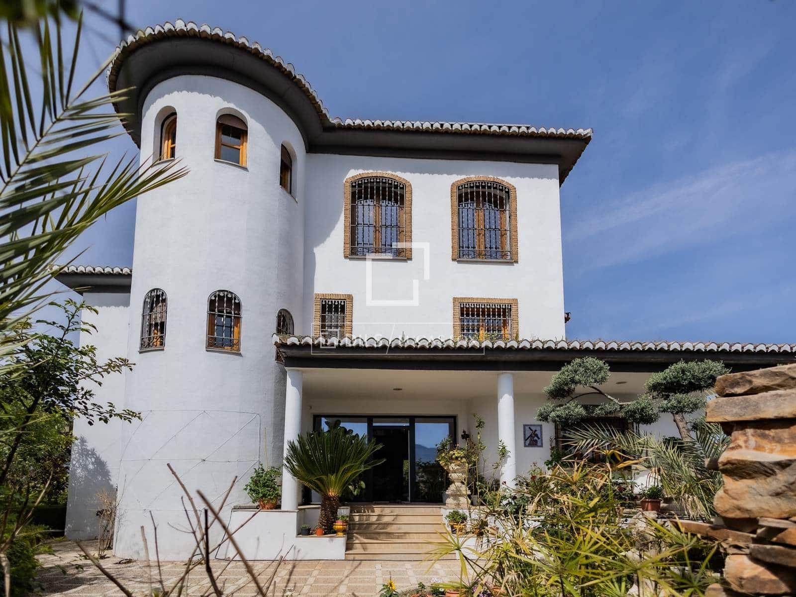 6 slaapkamer Villa te koop in Ogijares met zwembad garage - € 1.195.000 (Ref: 9036021)