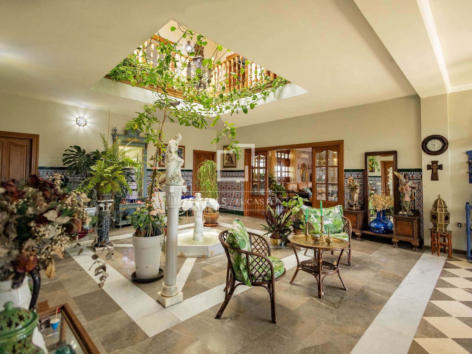 6 slaapkamer Villa te koop in Ogijares met zwembad garage - € 1.195.000 (Ref: 9036021)