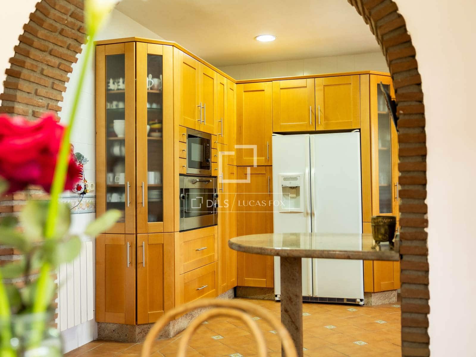 6 slaapkamer Villa te koop in Ogijares met zwembad garage - € 1.195.000 (Ref: 9036021)