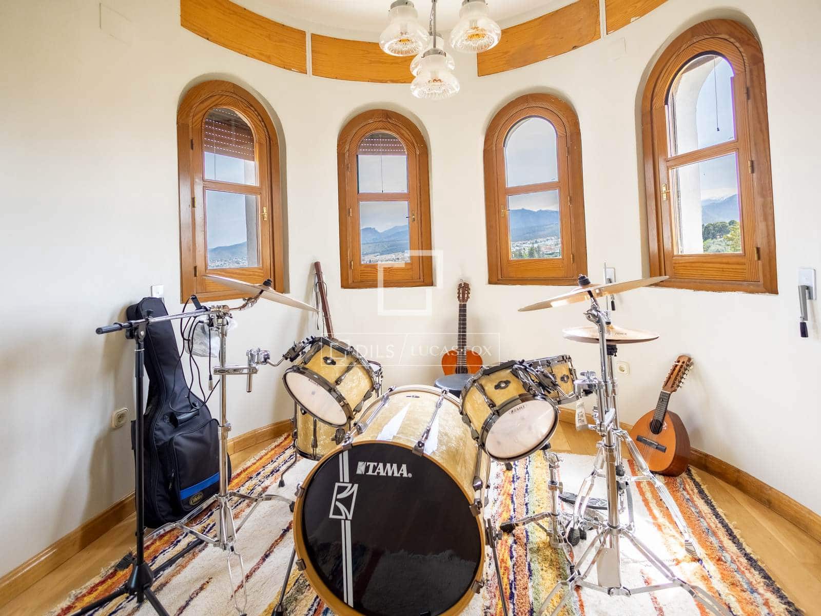 6 slaapkamer Villa te koop in Ogijares met zwembad garage - € 1.195.000 (Ref: 9036021)