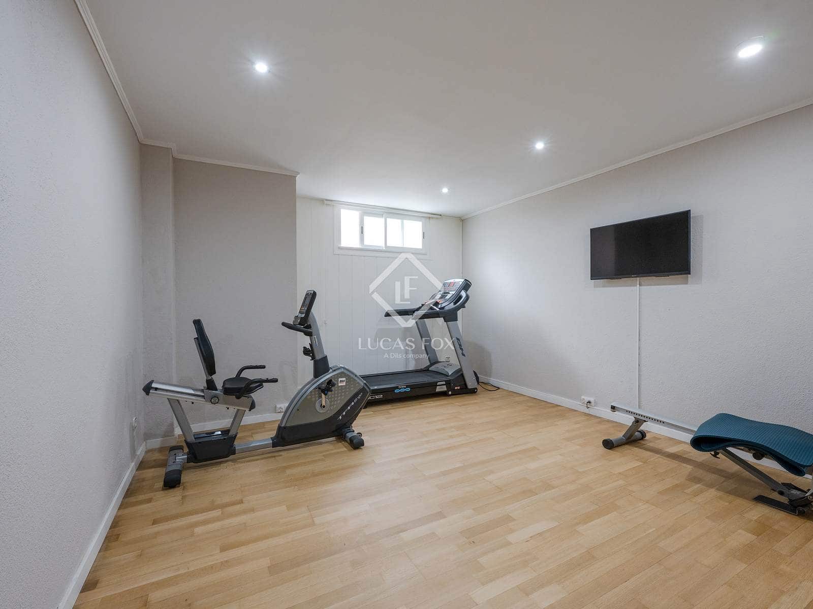 4 soveværelse Villa til salg i Teia med swimmingpool garage - € 1.690.000 (Ref: 9036022)