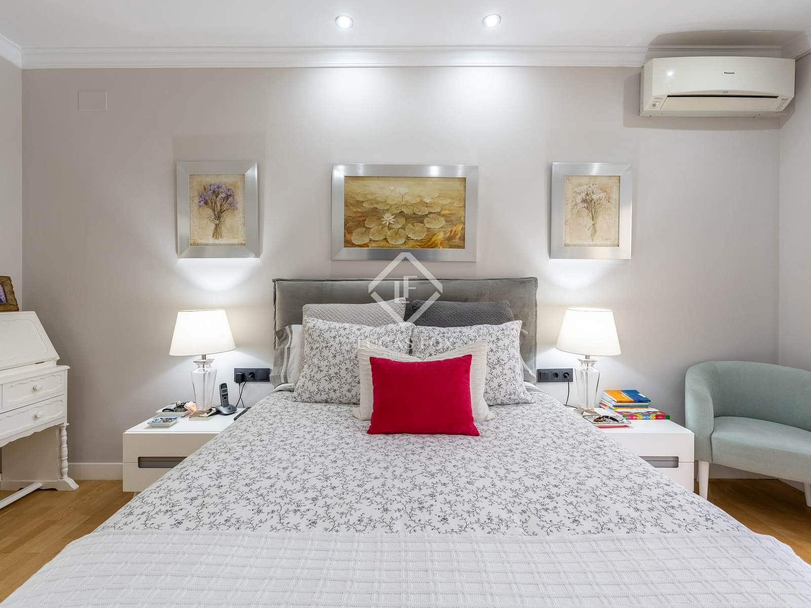 4 soveværelse Villa til salg i Teia med swimmingpool garage - € 1.690.000 (Ref: 9036022)