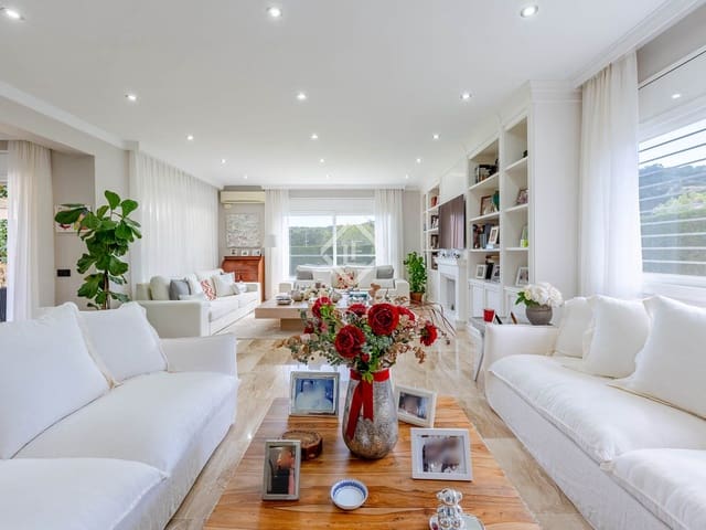 4 soverom Villa til salgs i Teià med svømmebasseng garasje - € 1 690 000 (Ref: 9036022)