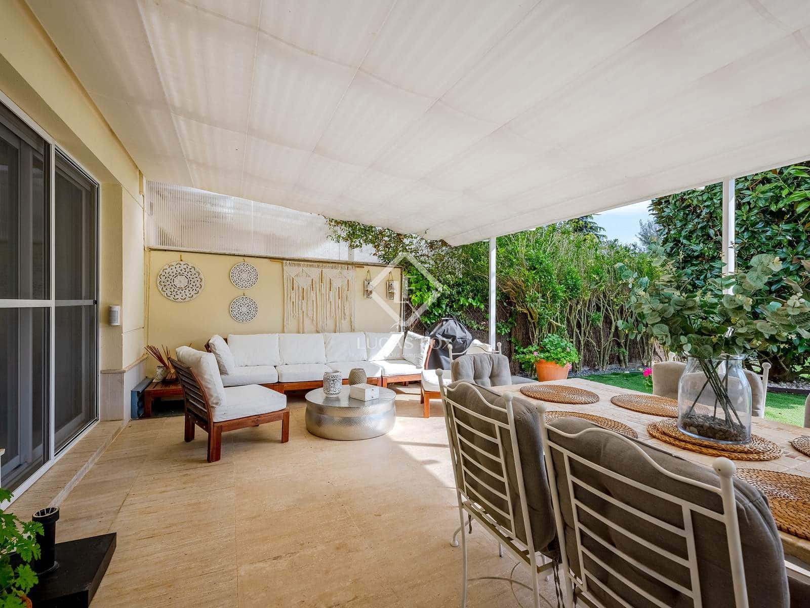 4 soveværelse Villa til salg i Teia med swimmingpool garage - € 1.690.000 (Ref: 9036022)