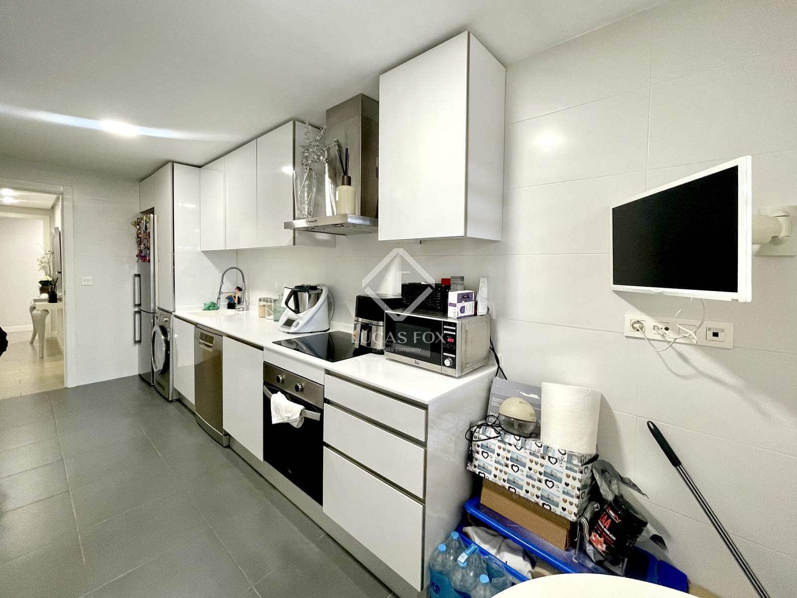 2 slaapkamer Appartement te koop in Alicante stad met garage - € 550.000 (Ref: 9041316)