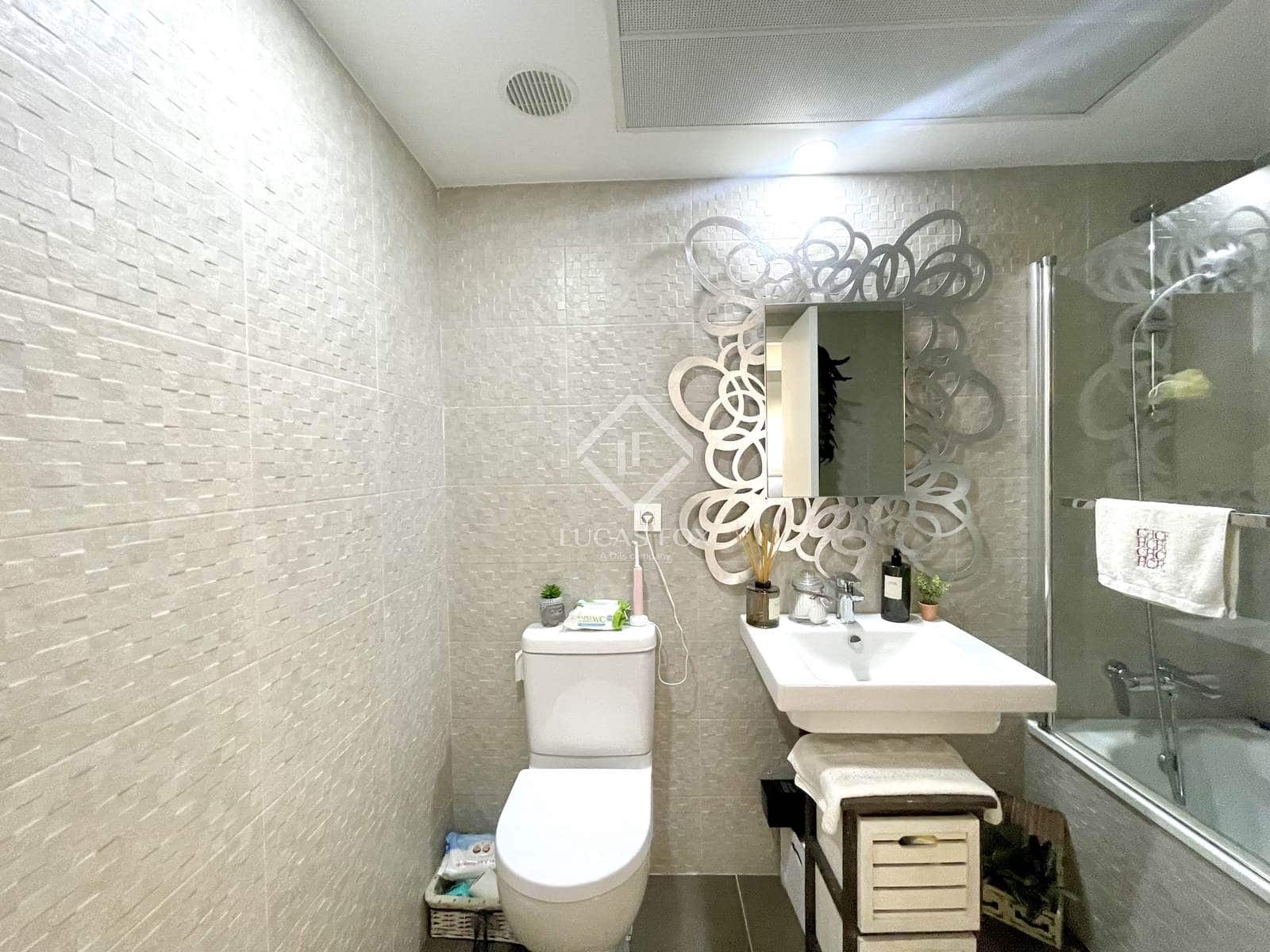 2 slaapkamer Appartement te koop in Alicante stad met garage - € 550.000 (Ref: 9041316)