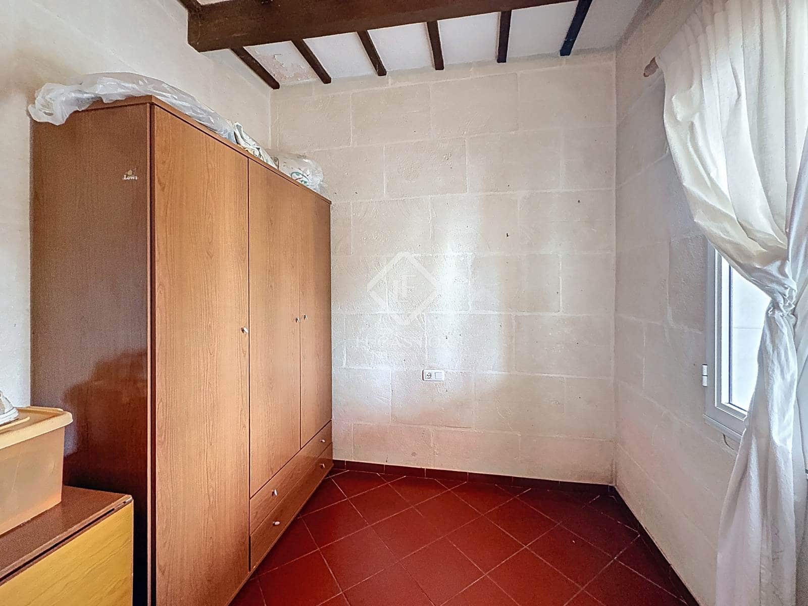 4 soverom Villa til salgs i Ciutadella de Menorca med garasje - € 630 000 (Ref: 9041440)